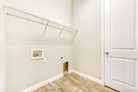 9894 Eagle River Street Littleton CO 80125