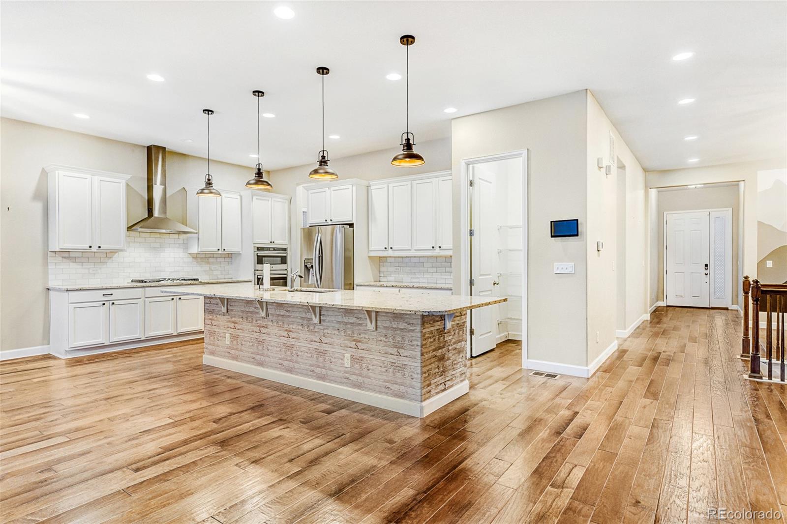 9894 Eagle River Street Littleton CO 80125