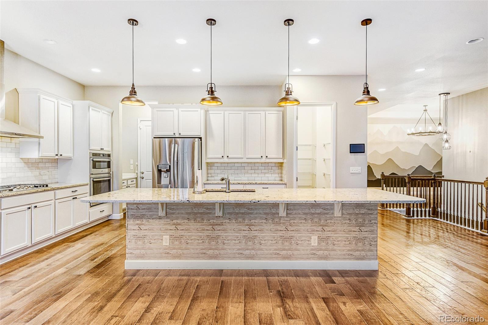 9894 Eagle River Street Littleton CO 80125