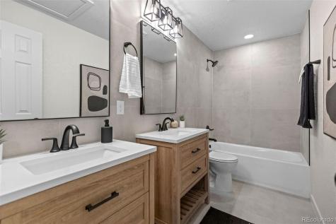 1973 Alton Street Aurora CO 80010