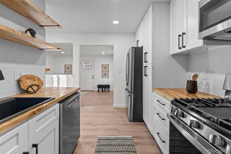 1973 Alton Street Aurora CO 80010