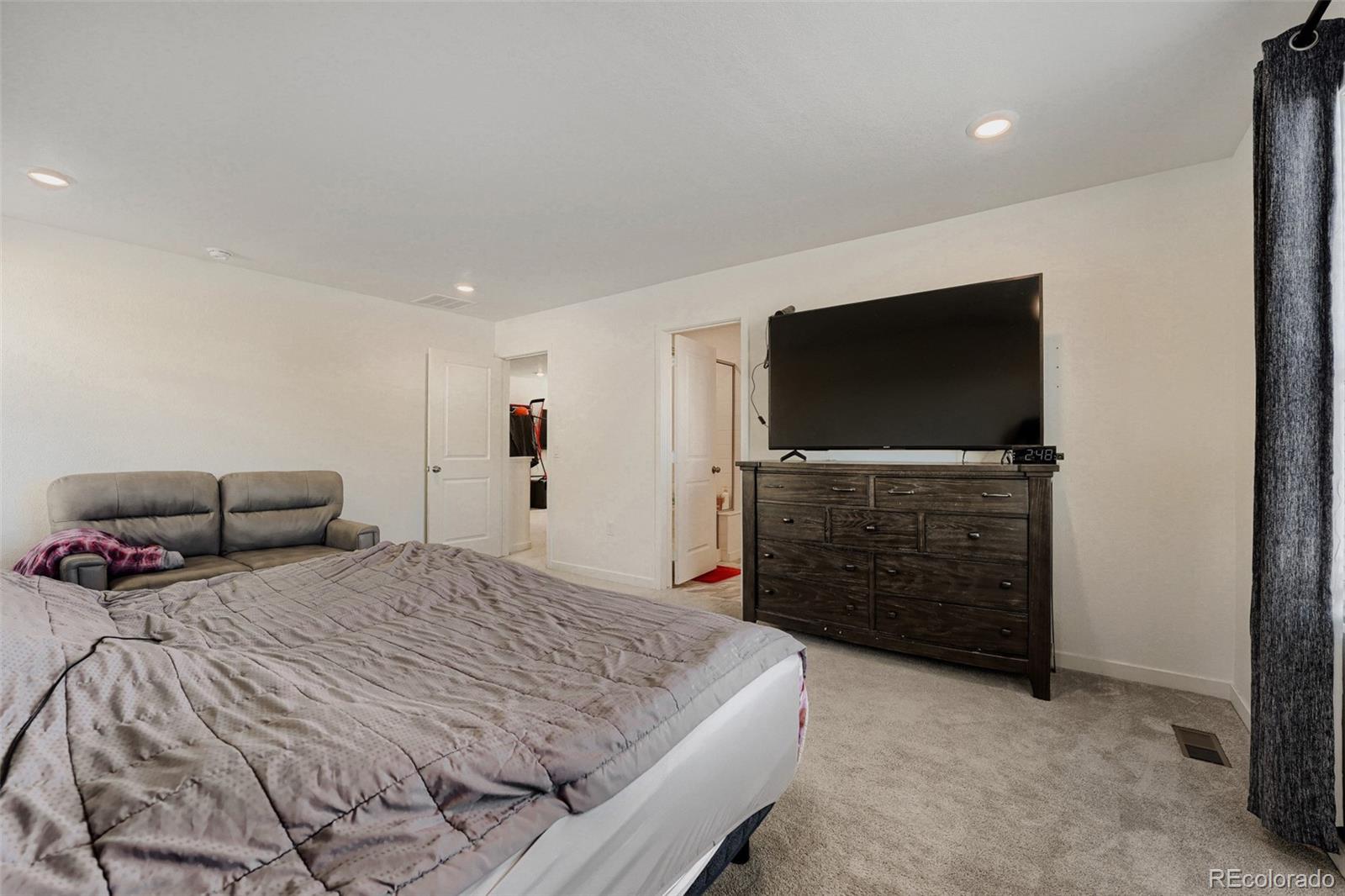 46557 Sunrise Court Bennett CO 80102