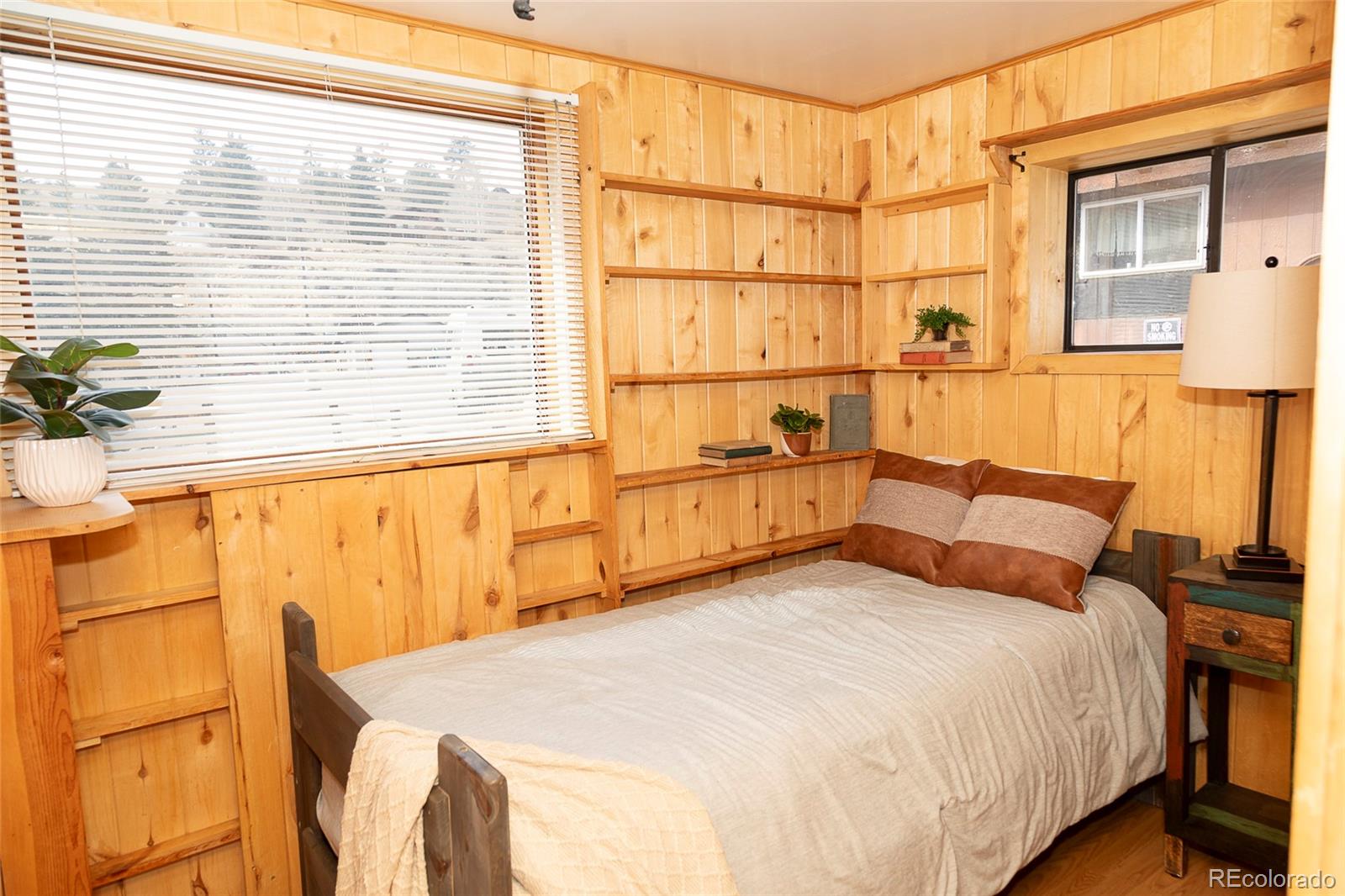 289 S Main Street Creede CO 81130