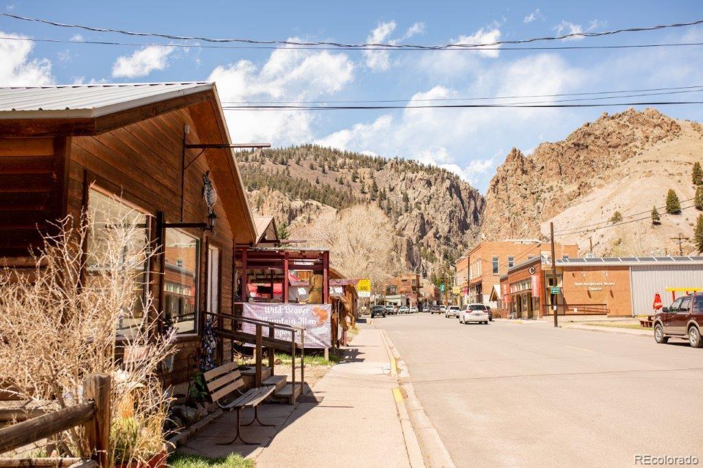 289 S Main Street Creede CO 81130