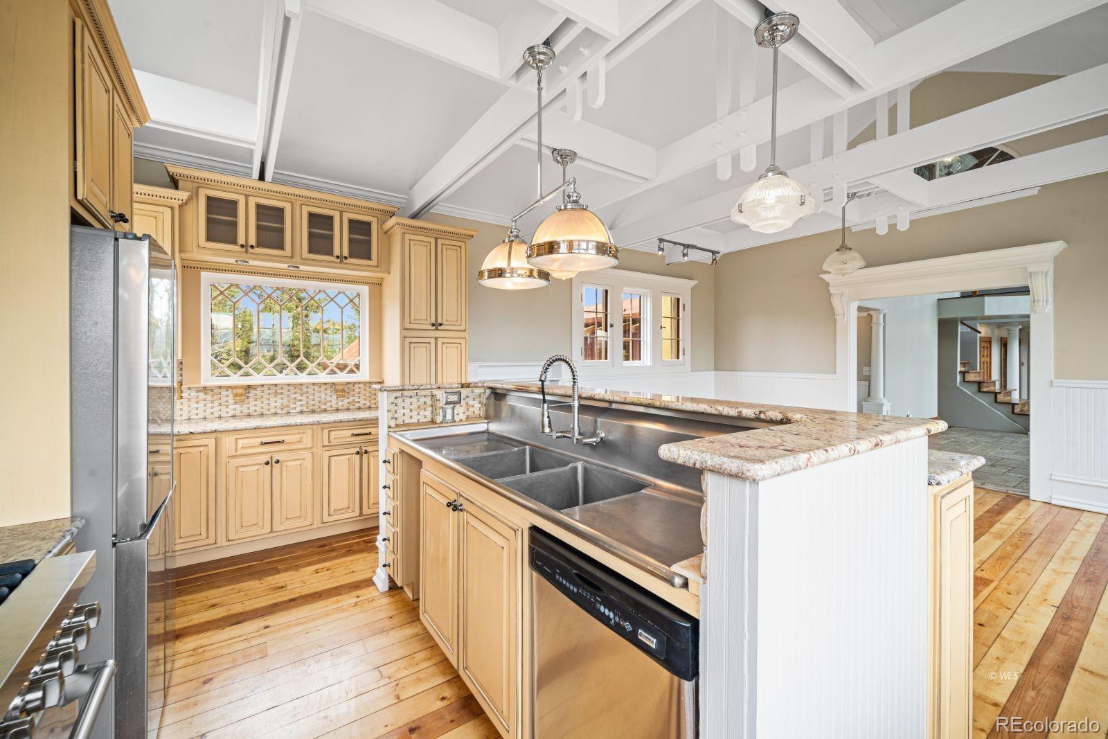 325 Mcmurtrie Road Westcliffe CO 81252