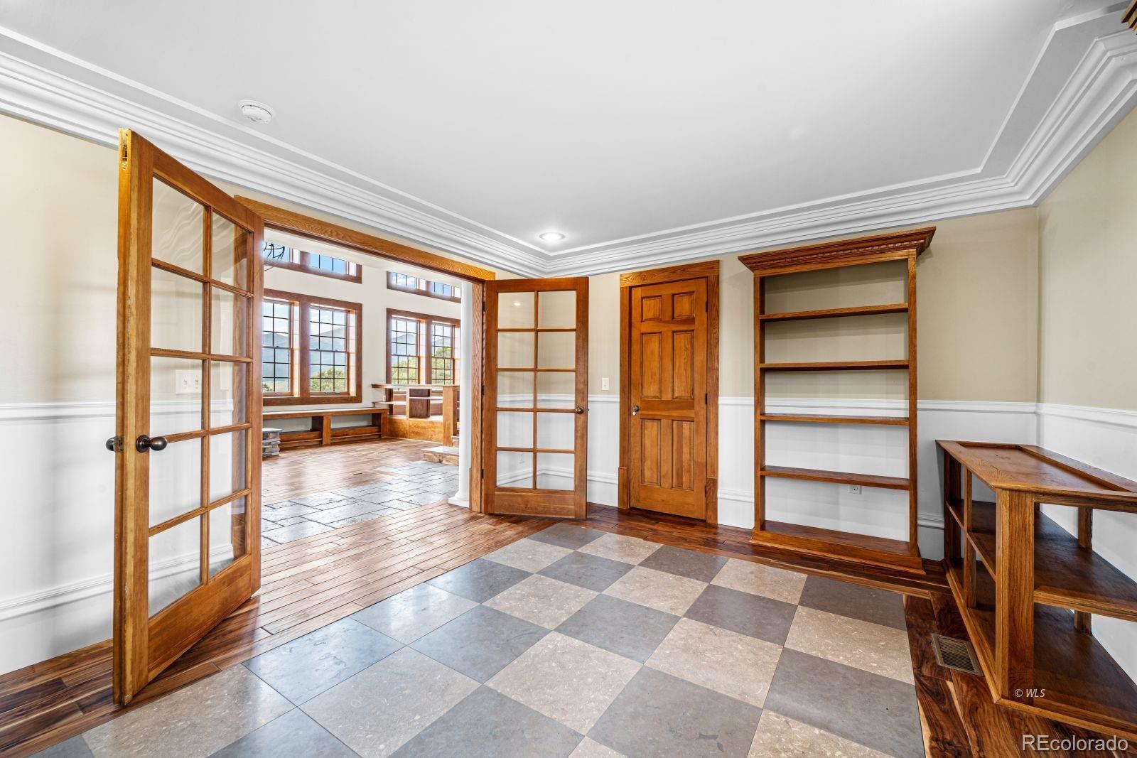 325 Mcmurtrie Road Westcliffe CO 81252