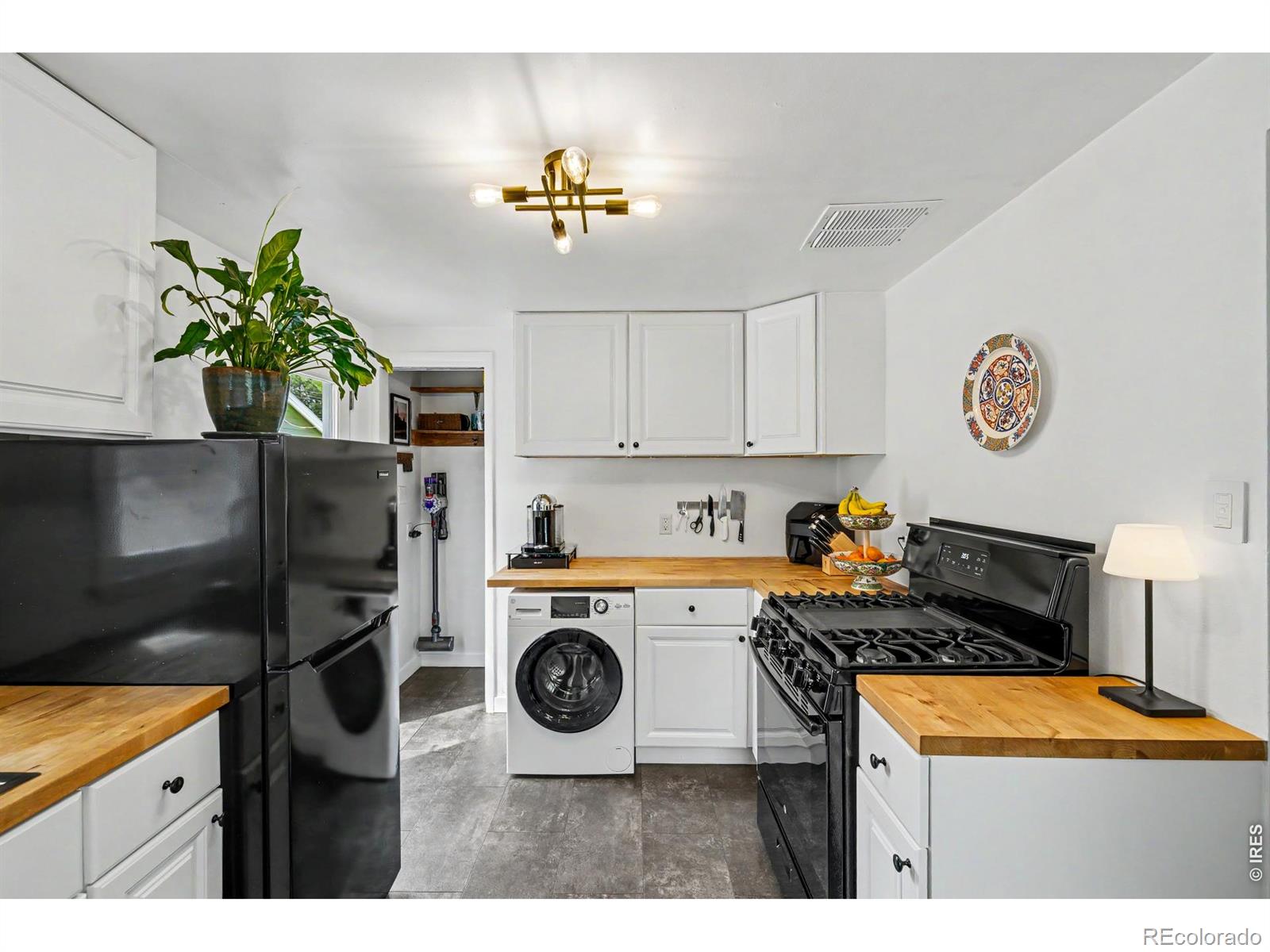 757 Lashley Street Longmont CO 80504
