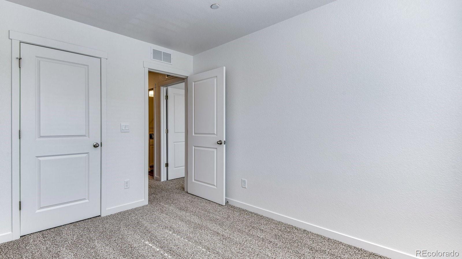 9803 Bahama Street Commerce City CO 80022