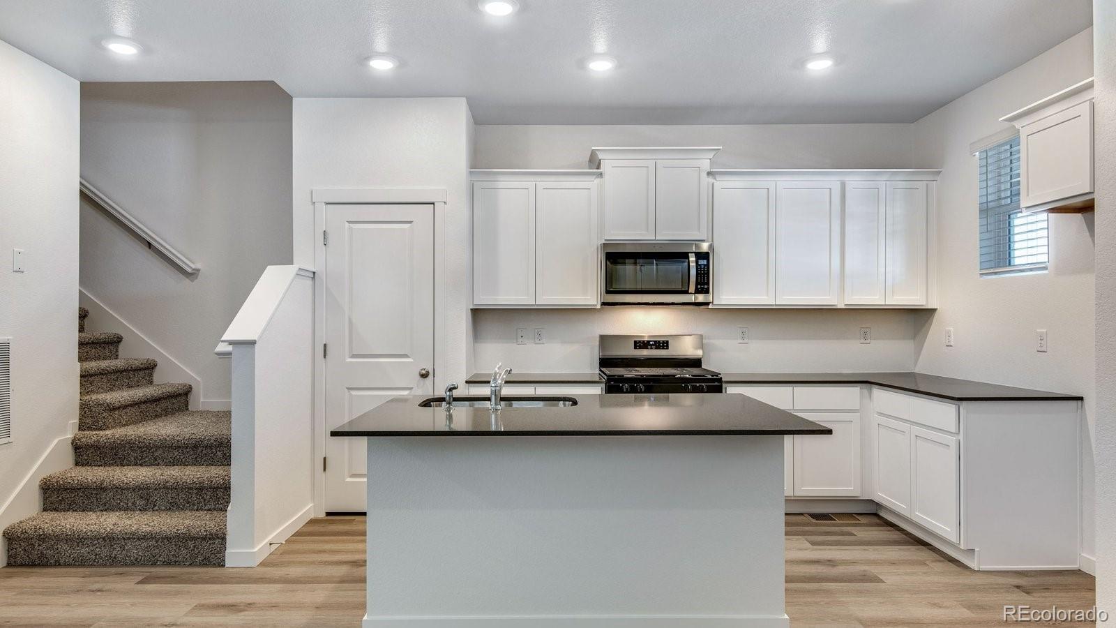 9803 Bahama Street Commerce City CO 80022