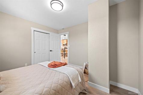 59 S Degaulle Street Aurora CO 80018