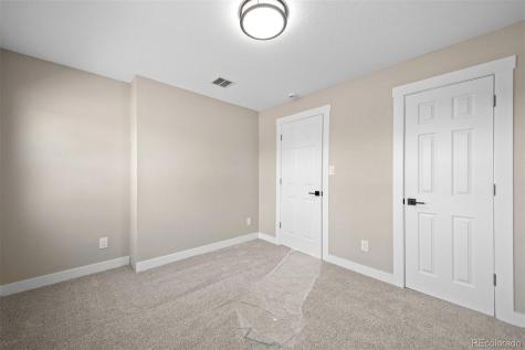 59 S Degaulle Street Aurora CO 80018