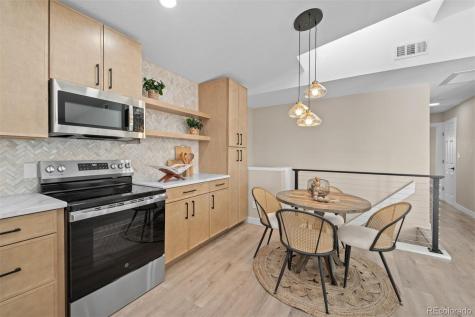 59 S Degaulle Street Aurora CO 80018