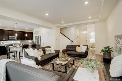 4444 N Picadilly Court Aurora CO 80019