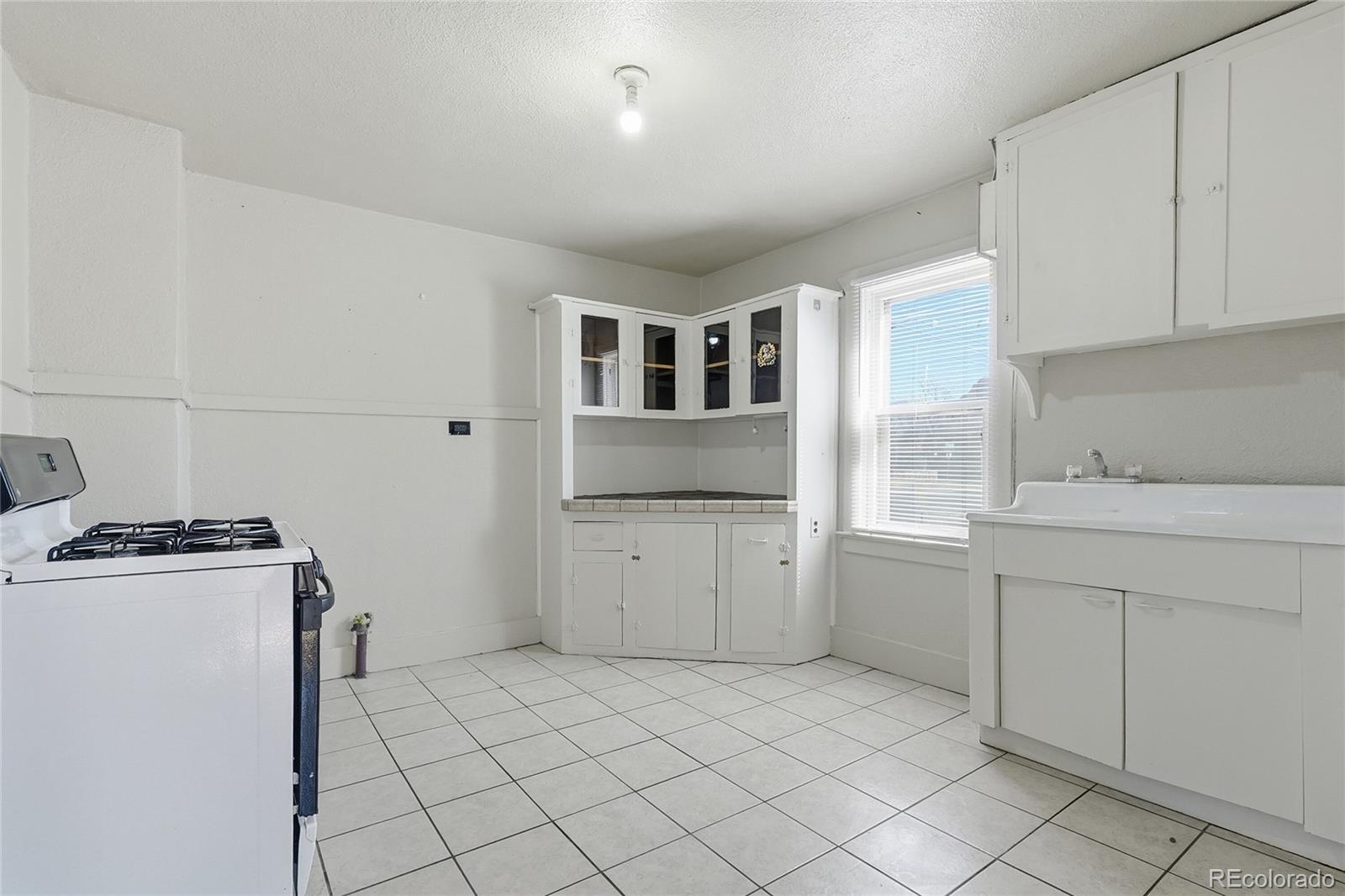 714 W Mesa Avenue Pueblo CO 81004