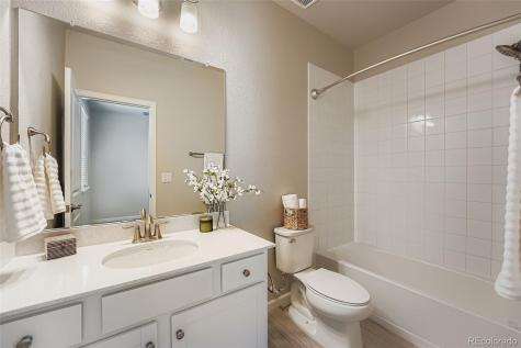 27942 E Glasgow Place Aurora CO 80016