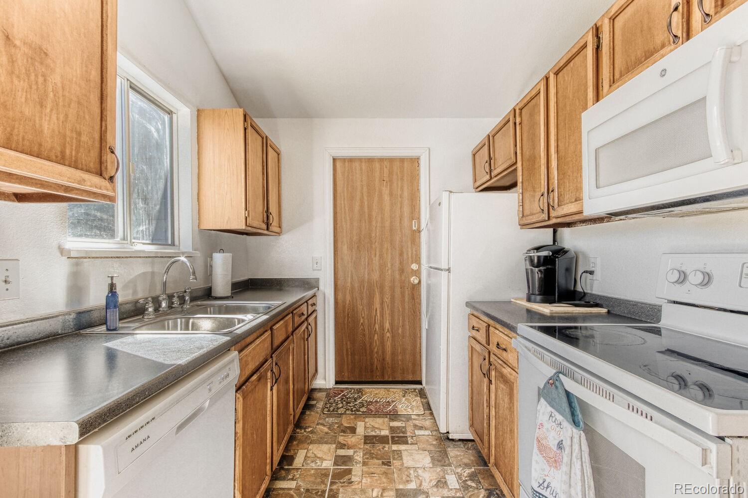 19335 E Batavia Place E Aurora CO 80011