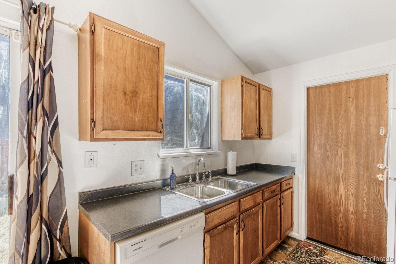19335 E Batavia Place E Aurora CO 80011