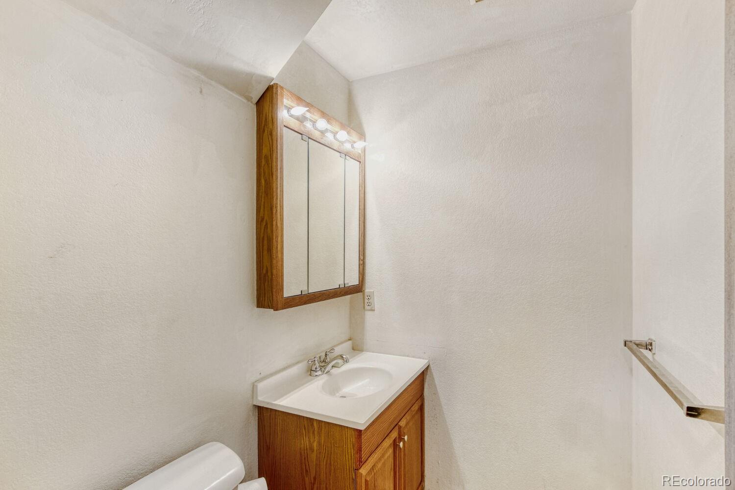 19335 E Batavia Place E Aurora CO 80011