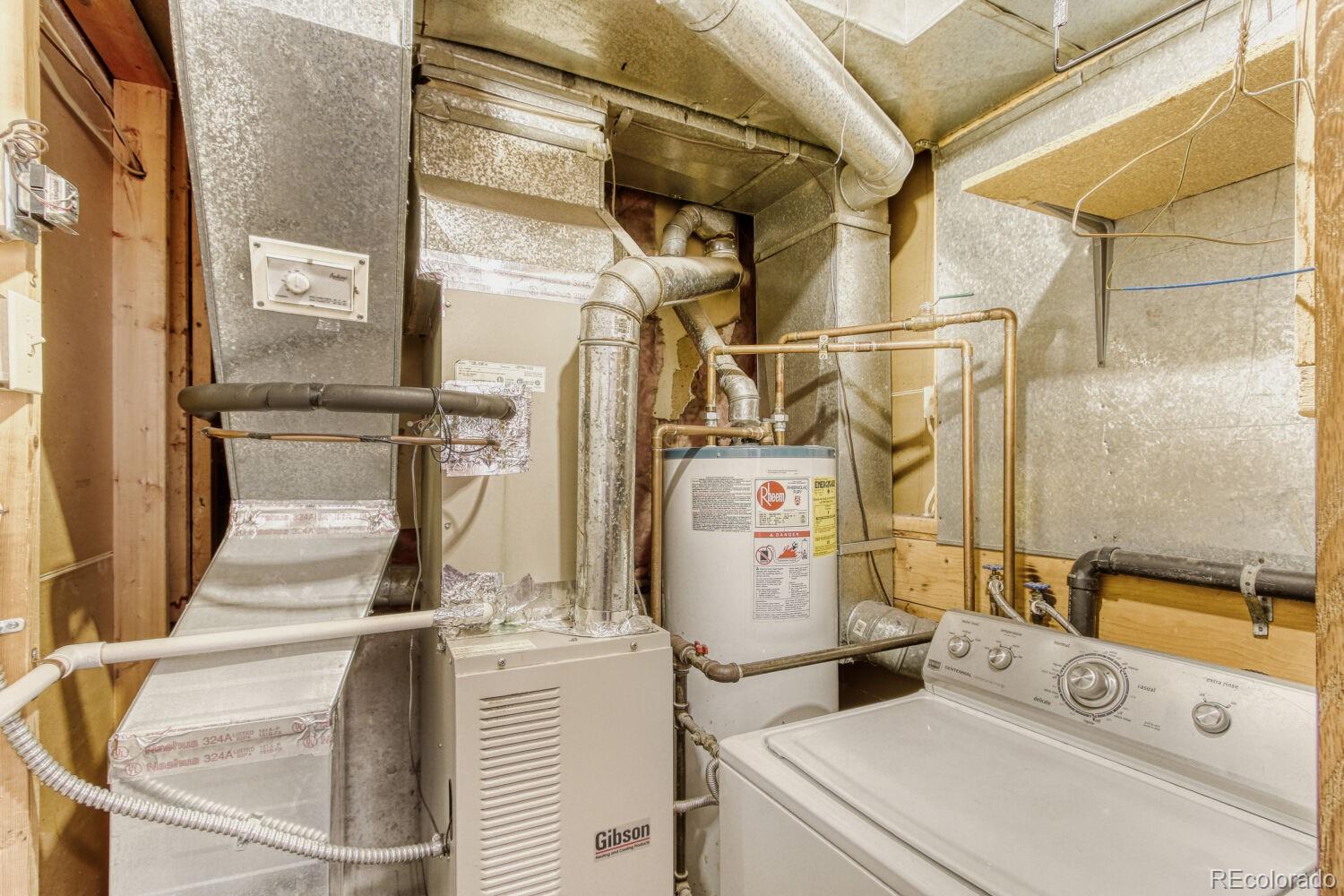 19335 E Batavia Place E Aurora CO 80011