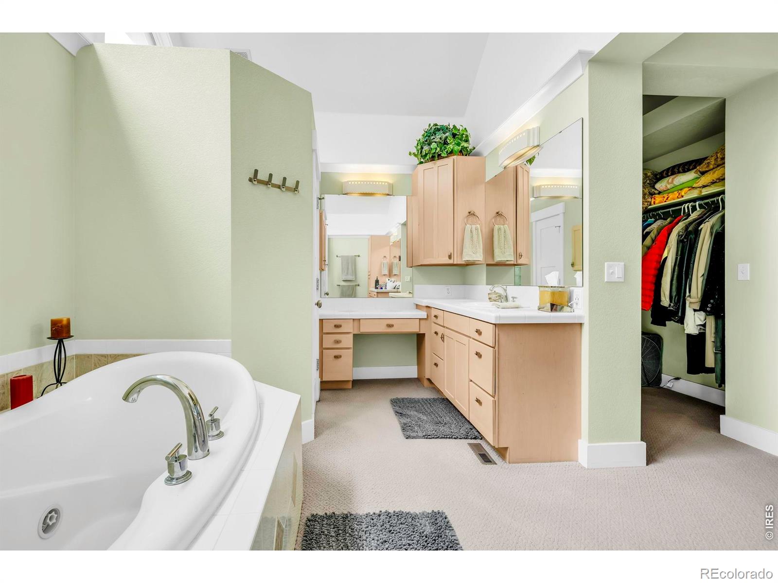 4080 Greens Place Longmont CO 80503