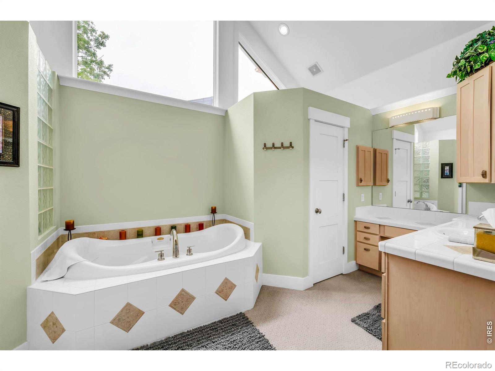 4080 Greens Place Longmont CO 80503