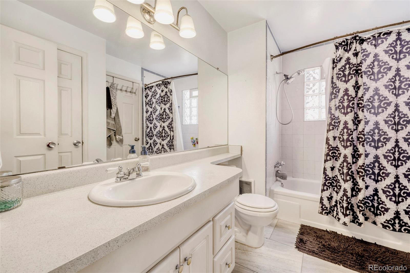 10940 Dahlia Way Thornton CO 80233