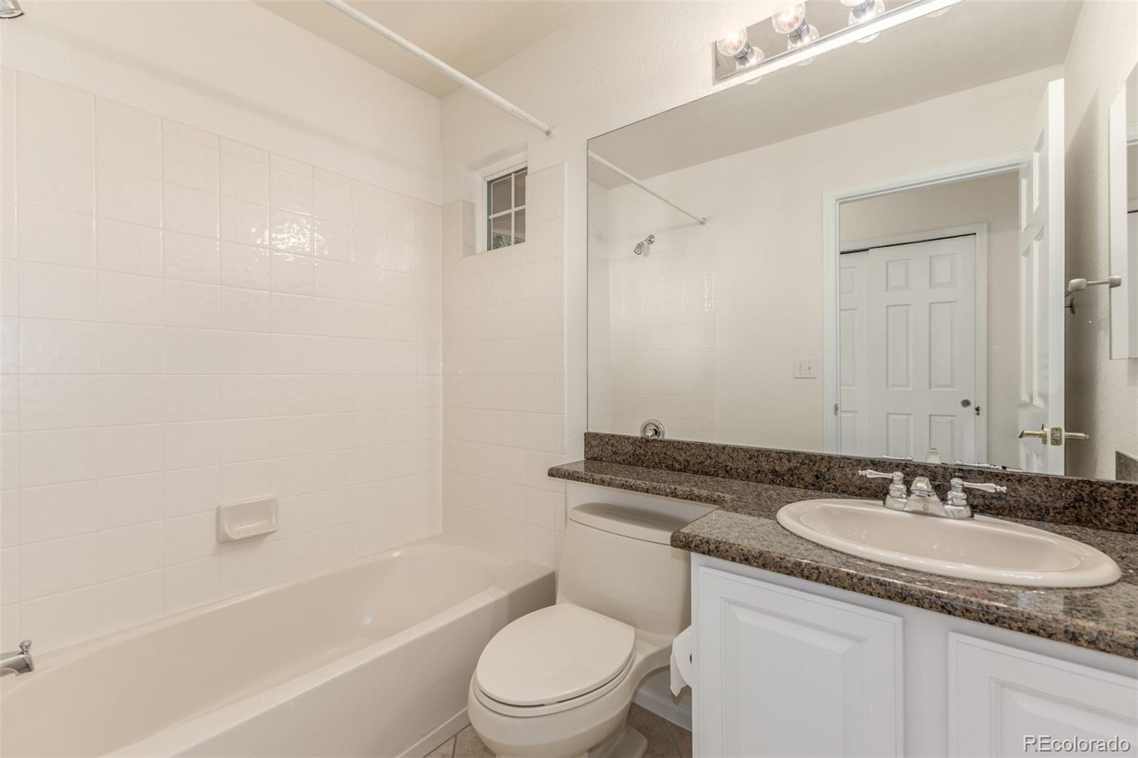8825 Fairview Oaks Place Lone Tree CO 80124