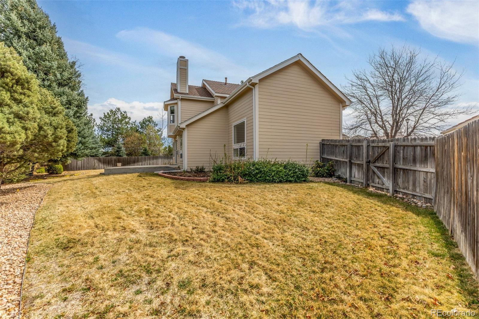 8825 Fairview Oaks Place Lone Tree CO 80124