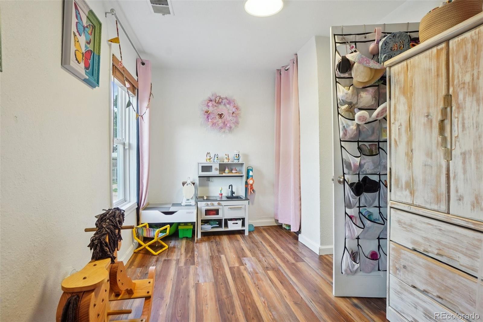 572 S Newton Street Denver CO 80219