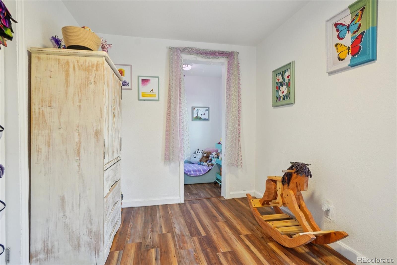 572 S Newton Street Denver CO 80219