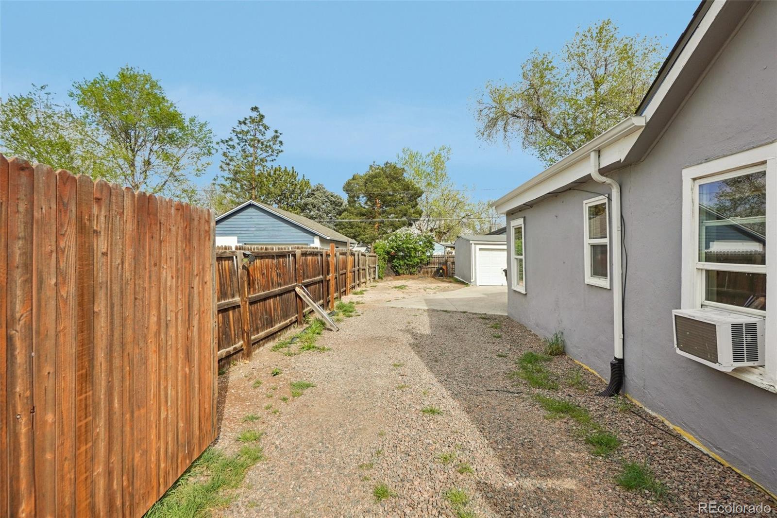 572 S Newton Street Denver CO 80219