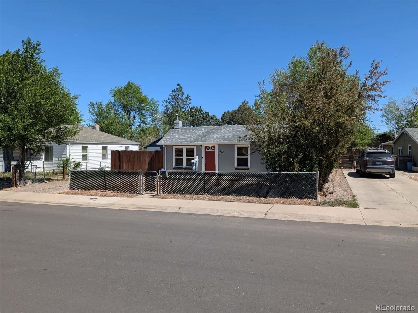 572 S Newton Street Denver CO 80219