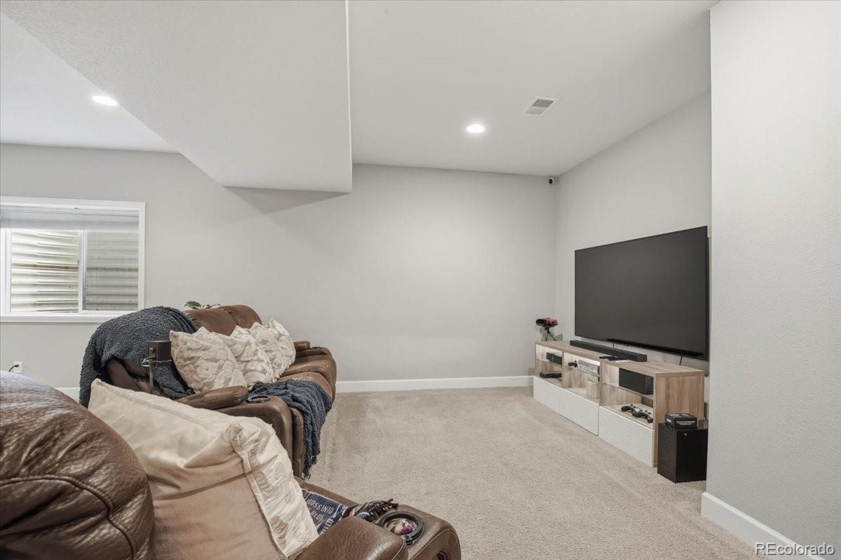 7790 S Queensburg Way Aurora CO 80016