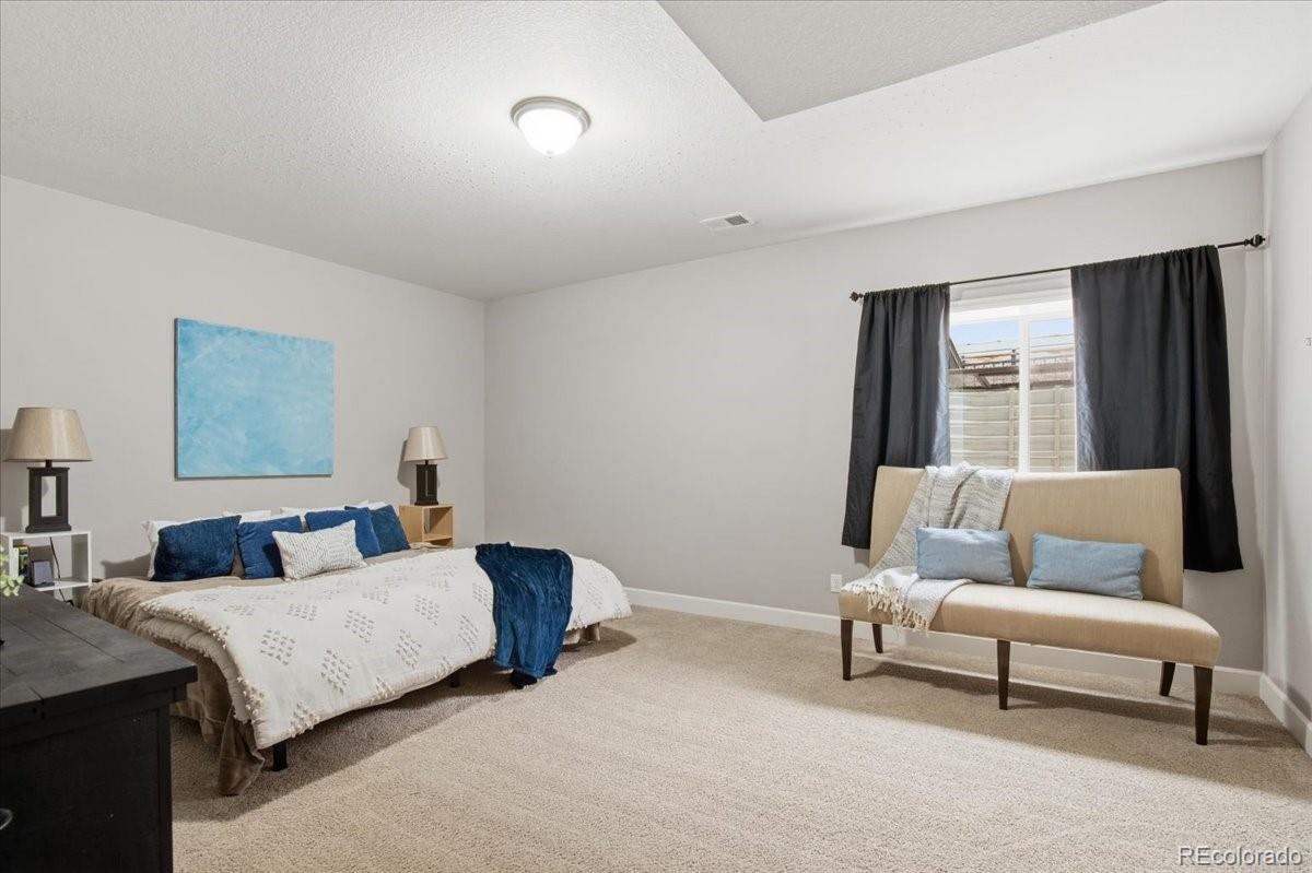 7790 S Queensburg Way Aurora CO 80016