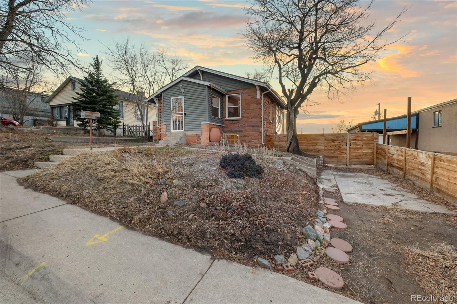 1047 N Meade Street Denver CO 80204