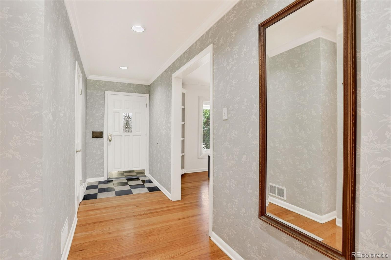 245 Locust Lane Denver CO 80220