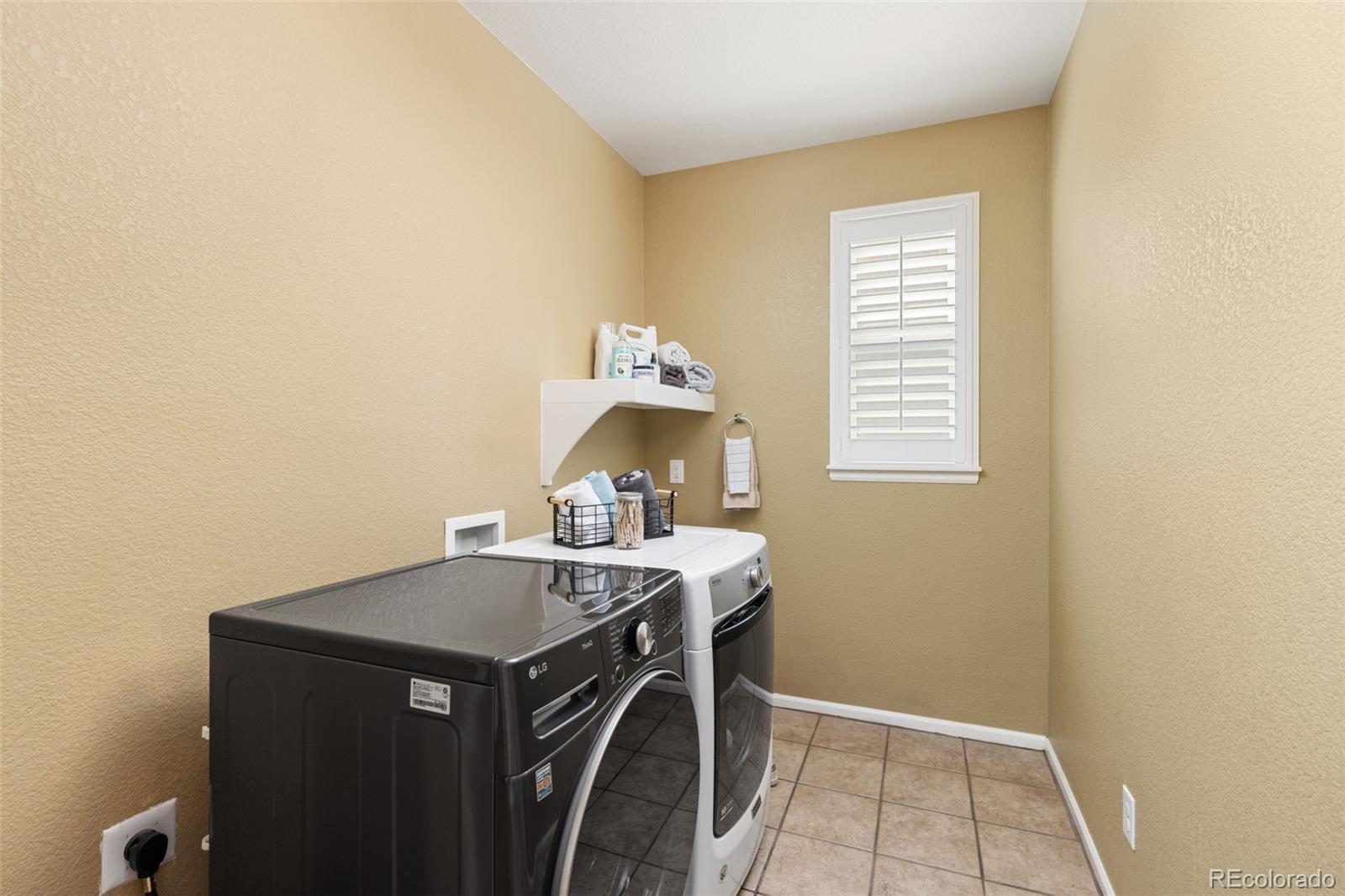 24562 E Davies Way Aurora CO 80016