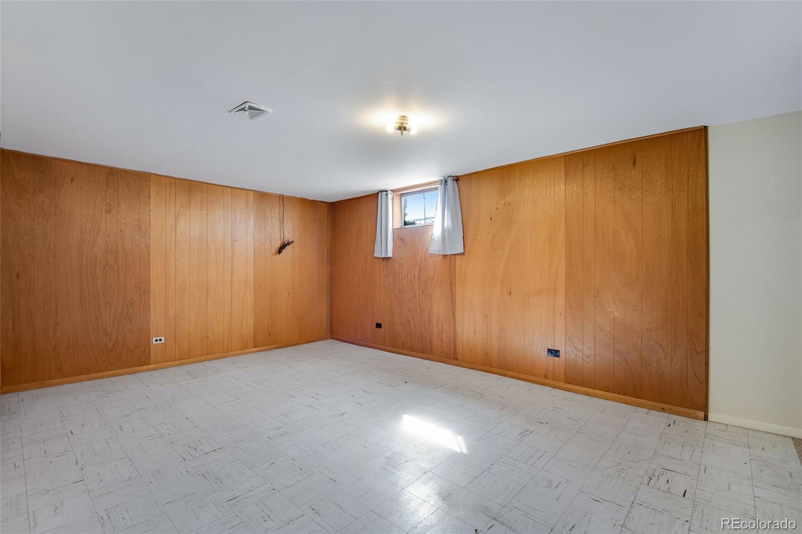 1628 S Locust Street Denver CO 80224
