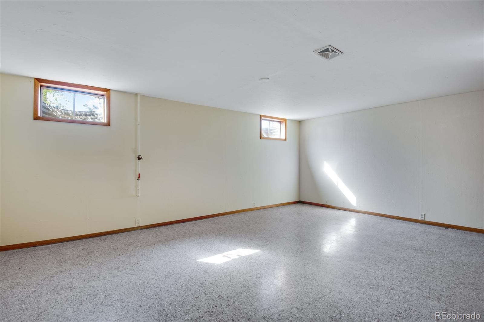 1628 S Locust Street Denver CO 80224