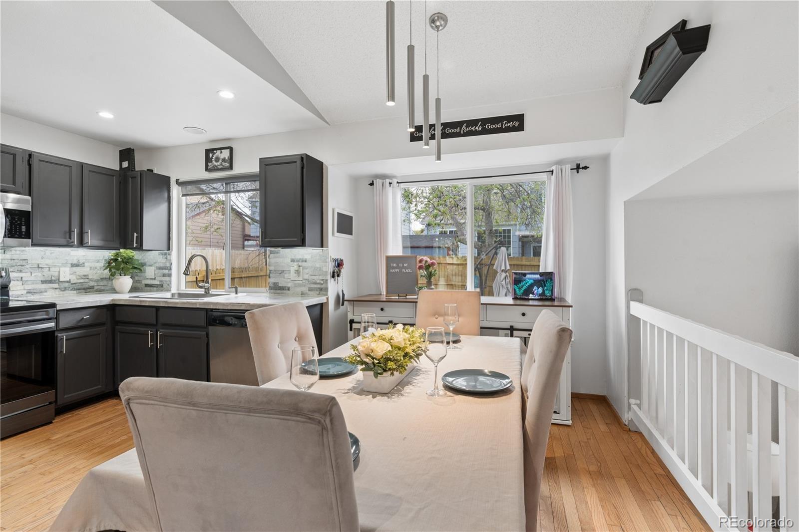9872 Garwood Street Littleton CO 80125