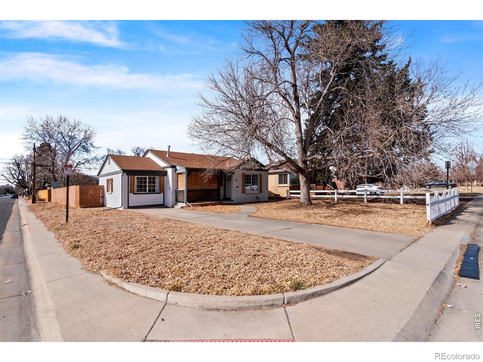 2201 Pontiac Street Denver CO 80207