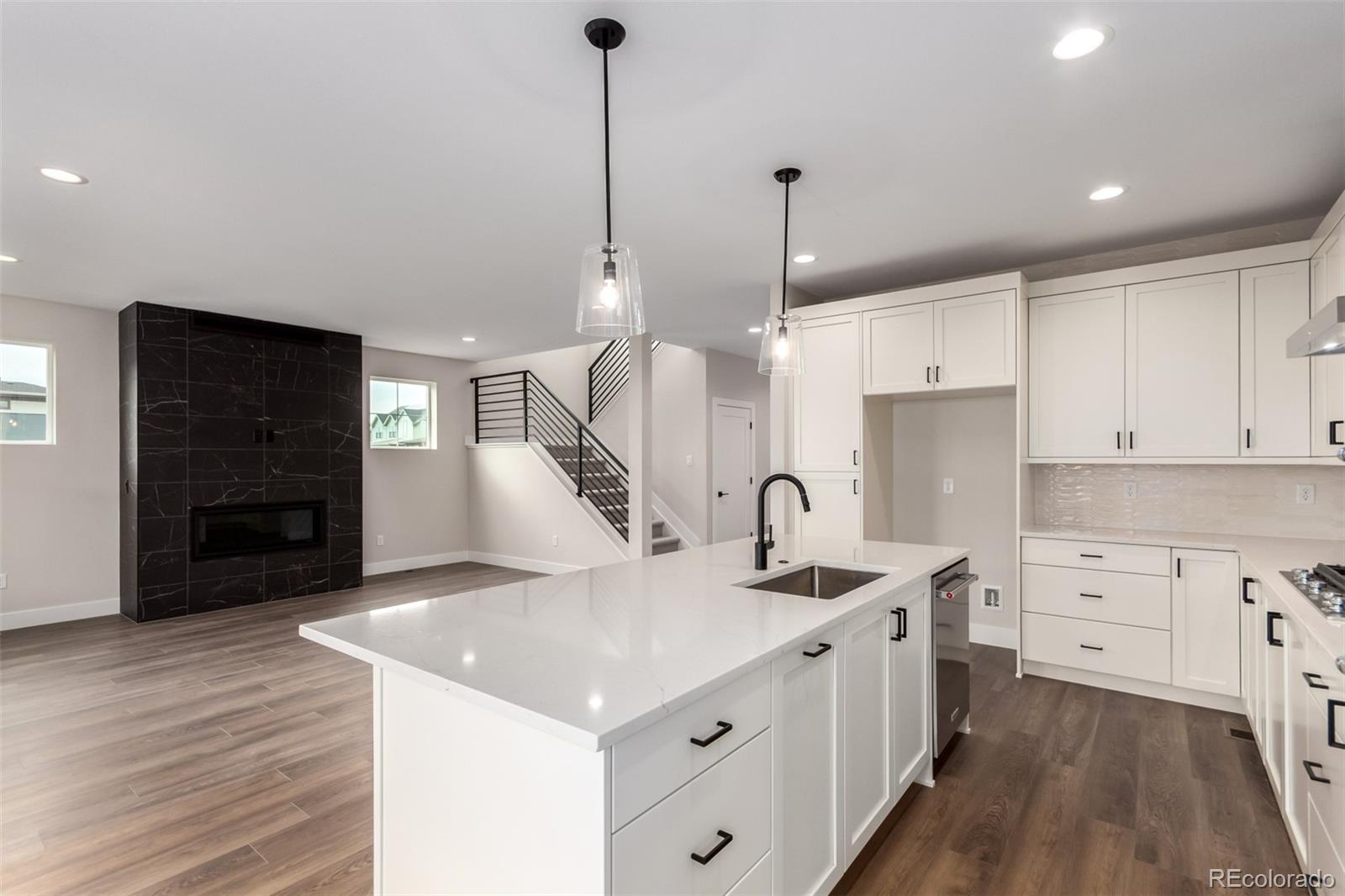 5611 Wheaton Avenue Longmont CO 80503