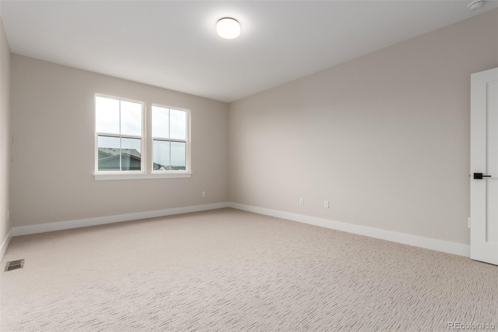 5611 Wheaton Avenue Longmont CO 80503