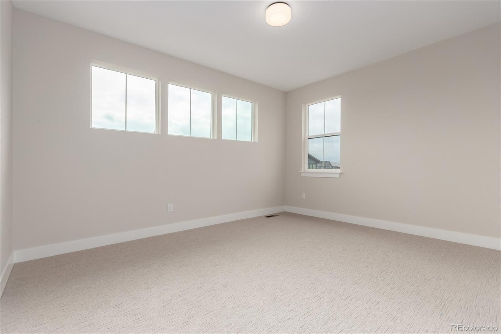 5611 Wheaton Avenue Longmont CO 80503