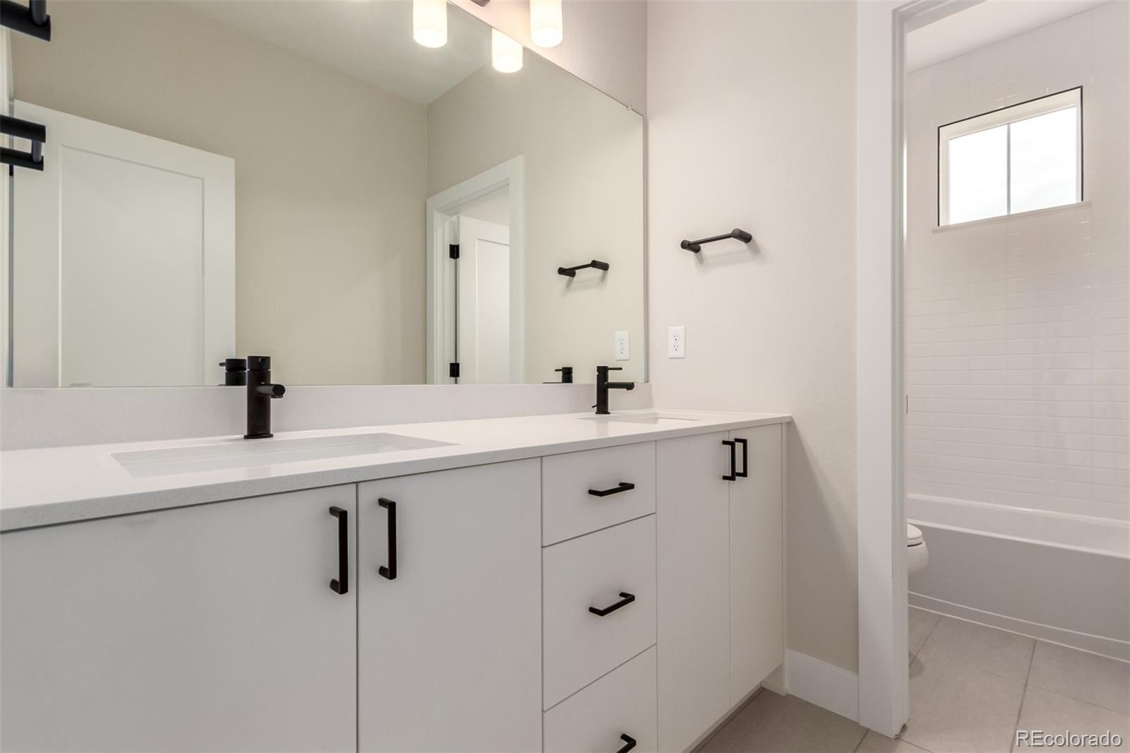5611 Wheaton Avenue Longmont CO 80503