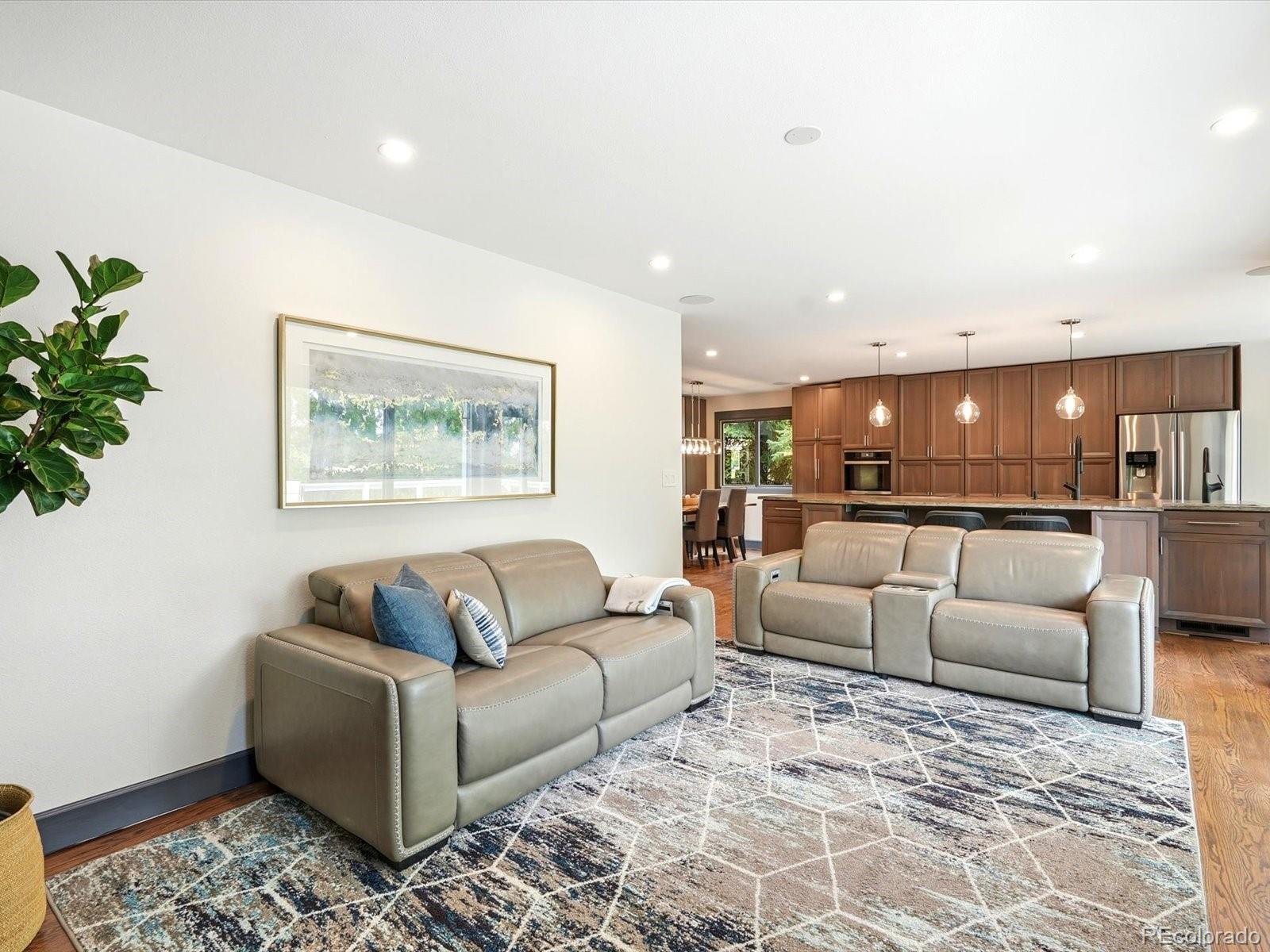 8016 S Vine Way Centennial CO 80122