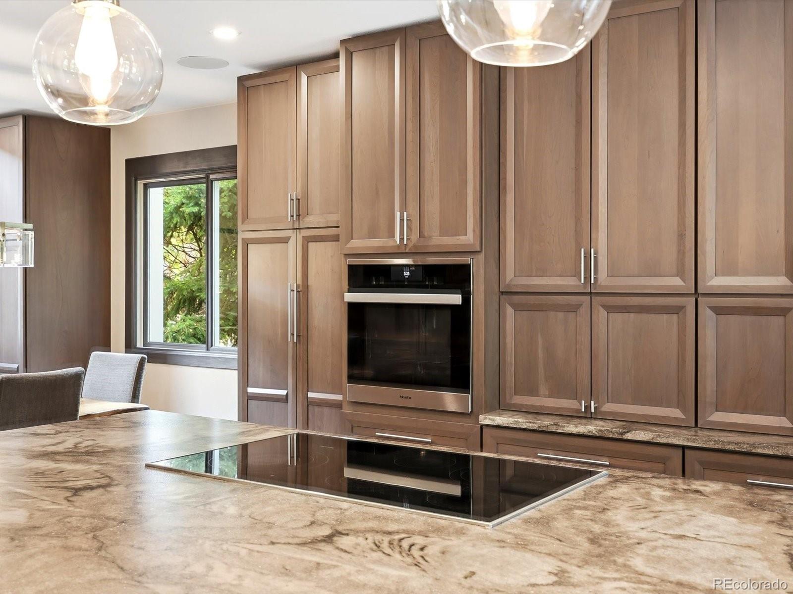 8016 S Vine Way Centennial CO 80122