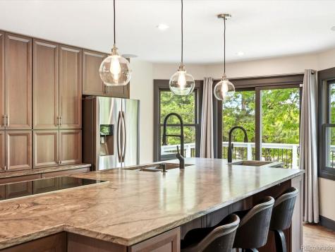 8016 S Vine Way Centennial CO 80122