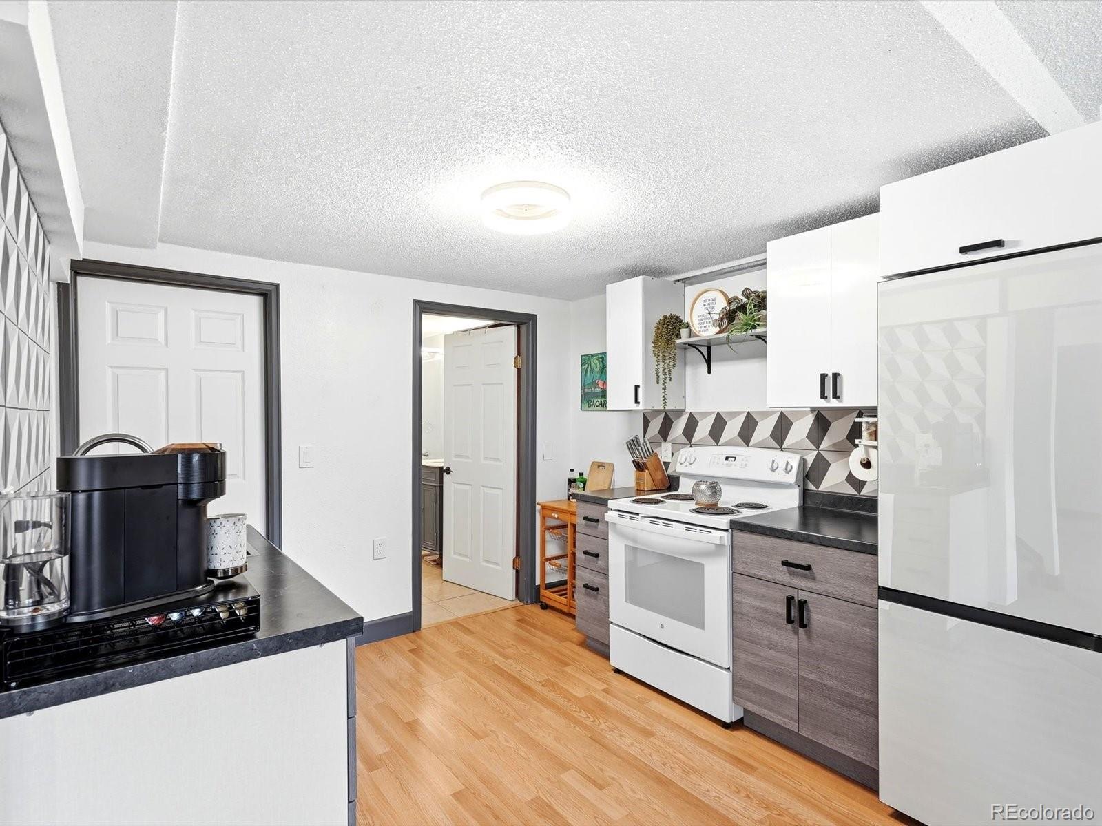 8016 S Vine Way Centennial CO 80122