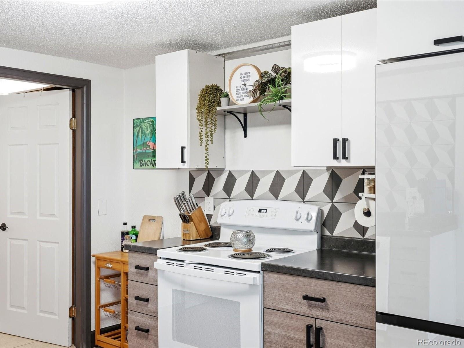 8016 S Vine Way Centennial CO 80122